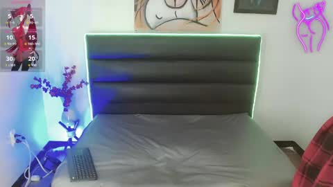 samantha__paez online show from 05/18/26, 07:31