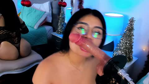 Samantha Vega online show from 12/29/24, 12:20