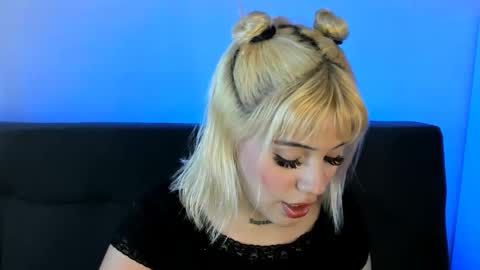 Snapshot of samantha_browwnn chatting on 10/23/25, 04:50 samantha_browwnn online show from 10/23/25, 04:50