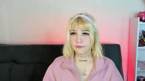 Snapshot of samantha_browwnn chatting on 10/29/25, 10:28 samantha_browwnn online show from 10/29/25, 10:28