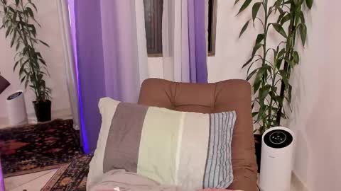Samantha Ferrec online show from 06/05/26, 10:48