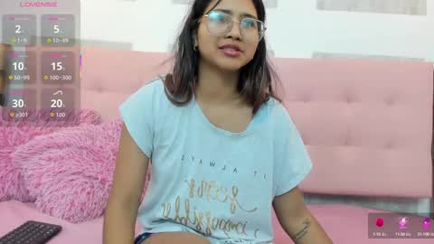    online show from 10/05/25, 12:03