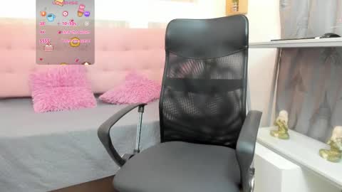    online show from 12/20/25, 10:33