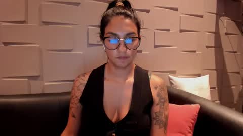 Samantha online show from 02/20/25, 01:03