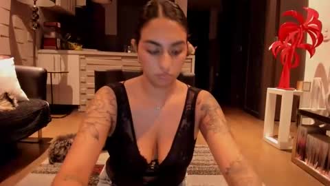 Samantha online show from 02/28/25, 11:56