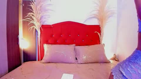 Samantha online show from 04/15/26, 05:36