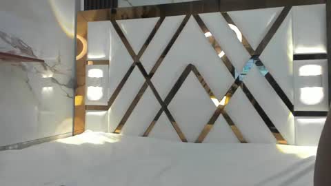 samantha_swettt online show from 07/07/26, 07:07