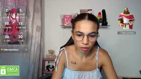 Snapshot of samanthaa_queen chatting on 07/17/26, 01:40 sam online show from 07/17/26, 01:40