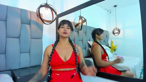 samanthaciro online show from 04/12/26, 12:54