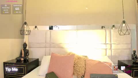 Samantha online show from 07/16/26, 09:32
