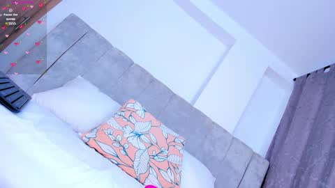 V A  N E S S A  online show from 01/23/25, 11:05