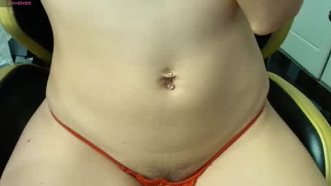 samanthahoteer96 online show from 10/28/25, 03:36