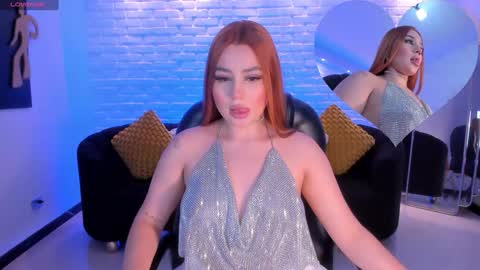 Snapshot of samanthaklein_ chatting on 01/14/25, 03:32 Samantha Klein online show from 01/14/25, 03:32