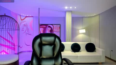 Snapshot of samanthaklein_ chatting on 11/11/25, 03:06 Samantha Klein online show from 11/11/25, 03:06