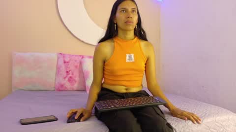 Snapshot of samanthalaurent chatting on 06/22/26, 07:11 samanthalaurent online show from 06/22/26, 07:11