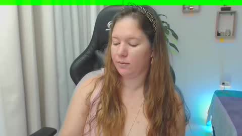 Snapshot of samanthaleon chatting on 02/10/25, 03:35 Samantha samy online show from 02/10/25, 03:35