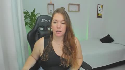 Snapshot of samanthaleon chatting on 02/22/25, 11:13 Samantha samy online show from 02/22/25, 11:13