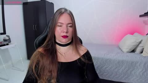 Snapshot of samanthaleon chatting on 10/12/25, 10:42 Samantha samy online show from 10/12/25, 10:42