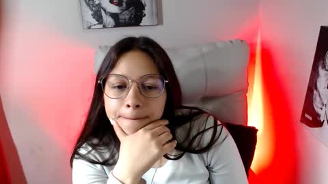 Samantha online show from 02/11/25, 04:35