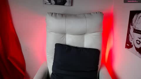 Samantha online show from 03/07/25, 04:11