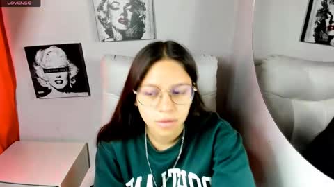 Samantha online show from 04/16/26, 02:40