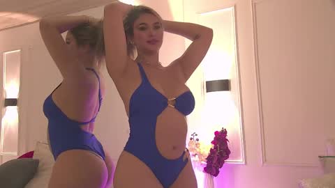 Samantha Vega online show from 06/01/26, 06:20