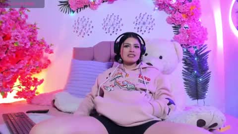 Samantha online show from 04/16/26, 03:29