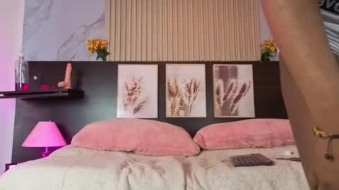 Snapshot of samara_as chatting on 11/04/25, 11:48 samara_as online show from 11/04/25, 11:48