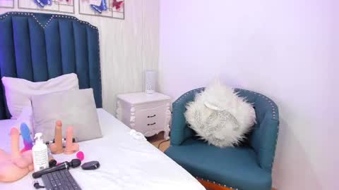 Samara Warren online show from 03/06/25, 02:51