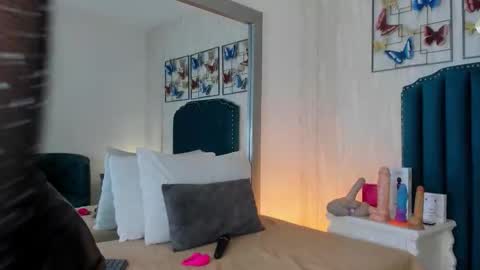 Samara Warren online show from 02/21/26, 11:33