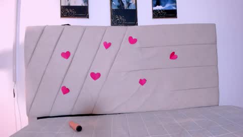 samaraa_smith1 online show from 02/23/26, 12:13