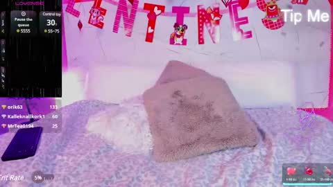 -- -- online show from 02/24/25, 01:13