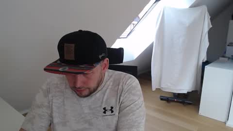 Snapshot of samariterbw chatting on 03/04/26, 08:42 TopBoy online show from 03/04/26, 08:42