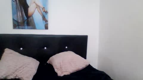 Samantha online show from 10/03/25, 06:43