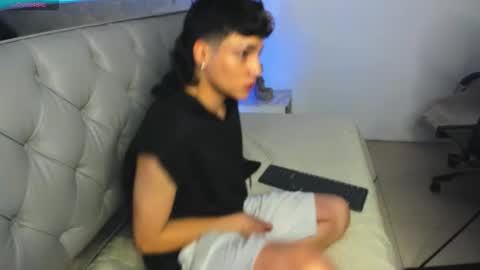 Sam online show from 09/21/25, 02:13