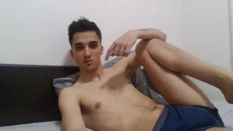 Snapshot of samcumtv chatting on 11/19/25, 06:19 multitooman online show from 11/19/25, 06:19