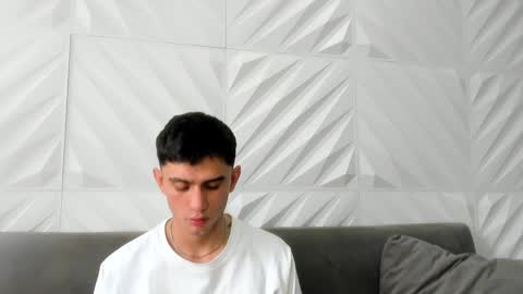 Snapshot of samevans_ chatting on 01/02/25, 06:34 Sam online show from 01/02/25, 06:34