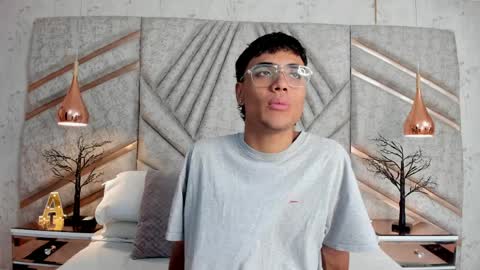 Samfrrost online show from 04/06/26, 11:55