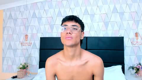 Samfrrost online show from 04/15/26, 03:30