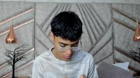 Samfrrost online show from 04/16/26, 12:50