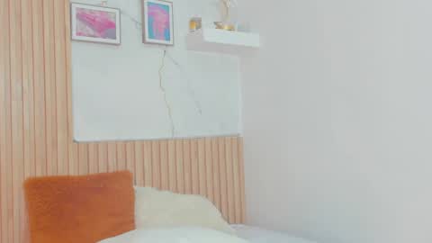 Samanta online show from 04/15/26, 09:37