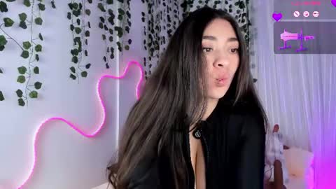 Snapshot of samii_evanns chatting on 06/11/26, 04:32 Samii Evans online show from 06/11/26, 04:32