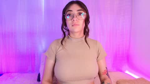 Snapshot of samii_evans chatting on 02/07/25, 07:59 samii evans online show from 02/07/25, 07:59