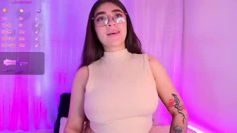 Snapshot of samii_evans chatting on 02/20/25, 04:57 samii evans online show from 02/20/25, 04:57