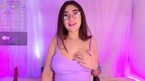 Snapshot of samii_evans chatting on 02/28/25, 07:03 samii evans online show from 02/28/25, 07:03