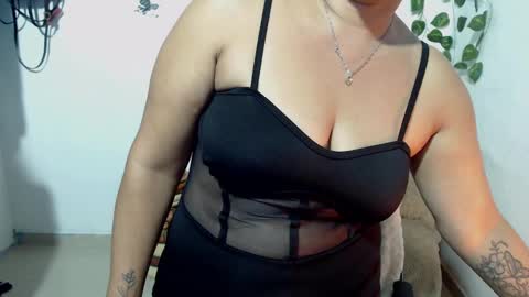 Snapshot of samira_lennox chatting on 12/09/24, 12:34 SAMIRA online show from 12/09/24, 12:34