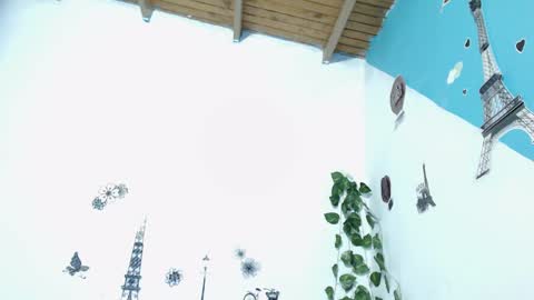 Snapshot of samira_lennox chatting on 01/21/25, 01:50 SAMIRA online show from 01/21/25, 01:50