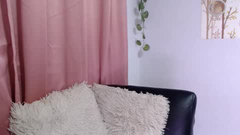 SAMIRA online show from 04/15/26, 07:58