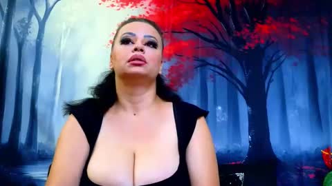     online show from 10/16/25, 10:00