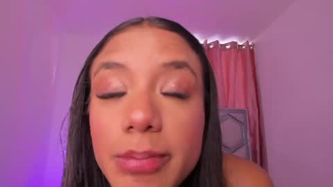 samirose_ online show from 05/06/26, 10:04